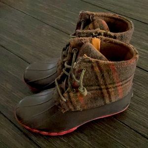 Sperry salt Water/snow boot
